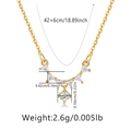 Vue détaillée du collier étoile de mer doré avec zircons et spécifications de taille - Zirconia en Forme d'Éventail(KN0310) / Or 18 carats