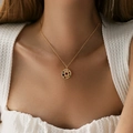 Collana dorata con pendente circolare traforato e pietre preziose in zircone colorato - Stile Cavo Tondo Multicolore (KN0281)