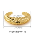 Gedetailleerd overzicht van gouden gedraaide armband met opgave van maat en gewichtsgegevens - Goud Gedraaide Geribbelde Stijl (AB0019-1)