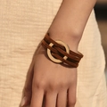 Bracelet multicouche bohème marron foncé avec un fermoir magnétique doré - Brun Foncé (SZ00371-7)
