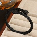 Brazalete abierto de cable trenzado negro para hombre en acero de titanio estilo hip hop - Negro