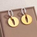 Boucles d'oreilles géométriques bicolores avec ovale argenté et plaques circulaires dorées - Style Épissé Géométrique (10500) / Boucles d'oreilles Or et Argent