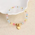 Kralenarmband met pastel natuurstenen en een gouden hartvormige hanger eraan - Veelkleurige Kralen Hart Hanger (06)