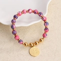 Handgemaakte kralenarmband met roze-blauw marmeren kralen en gouden Sint-Benedictus bedel - Roze en Blauwe Getextureerde Kralen Sint Benedictus Medaille Stijl (03)