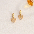 Gouden vlinder oorringen met uitgeholde vleugels en sprankelende zirkonia steen - Holle Vlinder Strass Ingelegd Stijl (08 Goud)