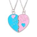 Detail van magnetische BFF-hartkettingen met blauwe en roze emaille afwerkingen - Pink Blue Heart Best Friends Style