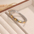 Pulsera elástica de acero de titanio con eslabones bicolor y cristales brillantes - Estilo con Diamante Cuadrado Pequeño / Bicolor (Oro y Plata)