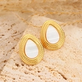 Boucles d'oreilles gouttes dorées avec nacre blanche et bordure perlée élégante - Style Goutte Nacre Texture Granulée (20)