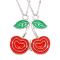 Zilveren BFF ketting set met rode kersen hangers voorzien van hartvormig fruit en groene bladeren - Red Cherry Heart Magnetic