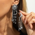 Boucles d'oreilles vintage argentées à pampilles avec motifs soleil, lune et étoiles - Soleil Lune Étoile Gland / Argent Ancien (3911)