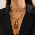 Gelaagde gouden schakelketting met bruine harsringen en een stijlvolle T-sluiting - Stijl 2 Koffiebruin