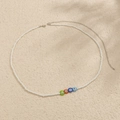 Collar minimalista de cuentas blancas con flores de colores LOVE y cierre de langosta - Estilo Flor LOVE (0989) / Cadena de cintura