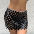 Jupe sexy à paillettes noires avec chaîne de taille en métal argenté pour plage et fête - Mini jupe / Noir