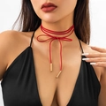 Roter Wildleder-Choker zum Wickeln mit langer DIY-Schleife und goldenen Metallspitzen - Rot (0310)