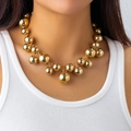 Punk stijl gouden grove parel choker ketting in een hooggepolijste metallic afwerking - Gouden Kogel Stijl (5725E2)