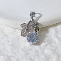 Silver leaf pendant with large round zircon stone and micro-pave leaf details - White Zirconia Clover Style (3)