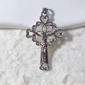 Silver cross pendant with heart frame, zircon stones, and Jesus crucifix figure - Silver Heart Hollow Crucifix Pendant Only (Without Chain) (1) / Silver White Rhinestone