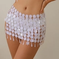 Detalle de falda body chain con lentejuelas blancas, malla floral y flecos de gota - Conjunto Blanco (1633)