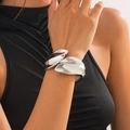 Gepolijste zilveren bladarmband met onregelmatige overlappende lagen voor dames - Onregelmatige Bangle (2627) / Zilver