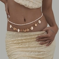 Detail of layered waist chain with pearls and golden sea shells worn on the waistline - Gold (5972)
