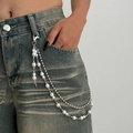 Hip-hop broekketting met lagen imitatieparels en zilveren kralen op een jeans - Dubbellaagse Ronde Parel Stijl (1790)