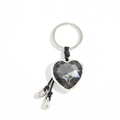 Detalle de llavero de corazón de cristal acrílico con cuerda tejida negra y marco plateado - Estilo Corazón (0085)