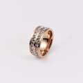 Anello con doppia fila di zirconi quadrati in acciaio inossidabile oro rosa - US 5 / Oro Rosa con Doppia Fila di Zirconia