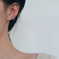 Pendientes de aro de plata con circonitas de estrella para un estilo diario elegante - 581 Plateado Cruz Zirconia
