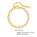 Détail d'une chaîne à maillons dorée 18K avec étiquette K18 et fermoir réglable - Bracelet