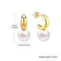 Détail de boucles d'oreilles dorées en forme de C avec dimensions et spécifications - Or