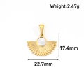 Vue détaillée d'un pendentif en forme d'éventail plaqué or 24K avec nacre et dimensions - Forme Soleil Éventail (CT03) / Or
