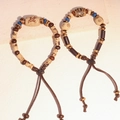 Bracciale etnico con perline di ceramica, totem uccello oracolo e cordino regolabile - MU06