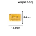 Détails du pendentif cassette vintage doré mesurant 13,3 mm sur 8,4 mm - Design Cassette (YP06)