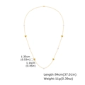 Long collier en acier doré avec perles blanches et pendentifs cœurs polis pour femme - Style Pendentif Cœur en Perle (NC-2498G)