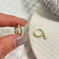 Pendientes asimétricos de gota de oro con circonitas y colgantes de cristal en forma de pera - Estilo 2682 + Estilo 2897 (Dorado)