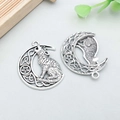 Antiksilberner Wolf-Mond-Anhänger mit Stern für individuellen DIY-Schmuck und Ketten - 1 Stück (25x33mm)
