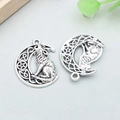 Antike silberne Wolf-Mond-Anhänger mit keltischen Knoten für DIY-Schmuck - 1 Stück/Packung (25x19mm)