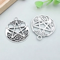 Antik-silberne Pentagramm-Anhänger mit keltischem Knoten für DIY-Schmuckherstellung - 1 Stück (35x30mm)
