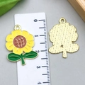 Zonnebloem emaille hanger met gele bloemblaadjes en groene bladeren voor DIY sieraden - Gele Emaille Zonnebloem Stijl