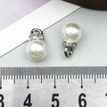 Colgante de perla blanca con anillo de plata y brillantes para bisutería artesanal - Plata + Blanco (16503)