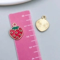 Pendentif fraise rouge en émail et alliage pour bijoux DIY avec règle de mesure - Fraise Rouge (23390) / 16x12mm