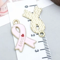 Ciondolo a nastro smaltato rosa con cuore e scritta LOVE, accessorio per gioielli - Stile Fiocco Cuore Olio di Gocciolamento Rosa (24858)