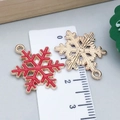Rode en gouden sneeuwvlok hangers voor kerst sieraden met maataanduiding - Rode Kerstsneeuwvlok (25462)