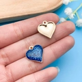 DIY hartvormige hangers in champagnegoud en donkerblauw met glitter-oliedruppelafwerking - Blauw Emaille Hart (14327)
