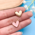 Roze emaille hart hanger en gouden metalen hanger voor DIY sieraden maken op vinger - Roze Emaille Hart (14985)