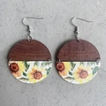 Handmade vintage wooden and floral leather drop earrings with sunflower print design - White Sunflower Pattern (3)