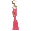 Handgefertigter rosa Quasten-Schlüsselanhänger mit Goldperlen im Boho-Stil - Rosa