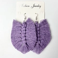 Handmade purple woven tassel earrings in bohemian feather style on fashion card - 大号紫色款式 (B10)