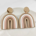 Orecchini a cerchio arcobaleno in argilla polimerica in toni beige e marroni - Arcobaleno Boho Toni Terra Beige Rosa Marrone
