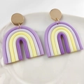 Orecchini arcobaleno in argilla polimerica a forma di U con strisce viola e gialle - Arcobaleno Sfumato Viola Chiaro Bianco Giallo